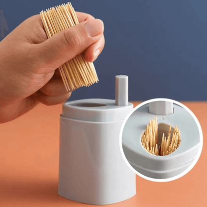Dispenser Scobitori cu Buton de la Koken.ro, Suport Rotativ din Plastic, 8,3 x 5,5 cm, Culoare Gri - köken
